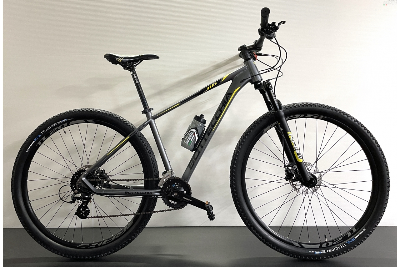 BOTTECCHIA 116 29 16V ANTRACITE GIALLO OPACO - BOTTECCHIA CICLI 3 BOTTECCHIA 116 29 16V ANTRACITE GIALLO OPACO - BOTTECCHIA CICLI